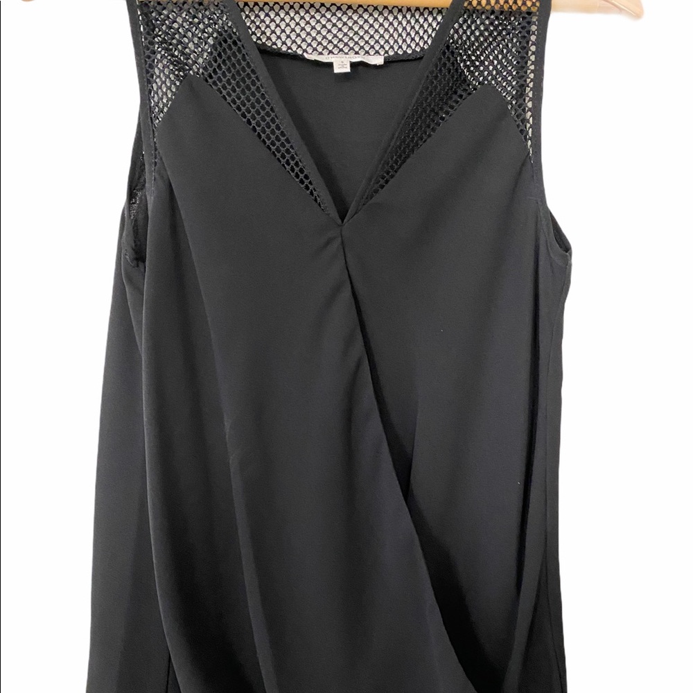 41 Hawthorne Sleeveless Gozo Mesh Faux Wrap Blouse - Picture 1 of 3
